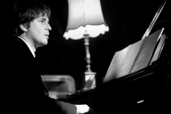 The "hugely-talented" pianist Daniel Gassin.
